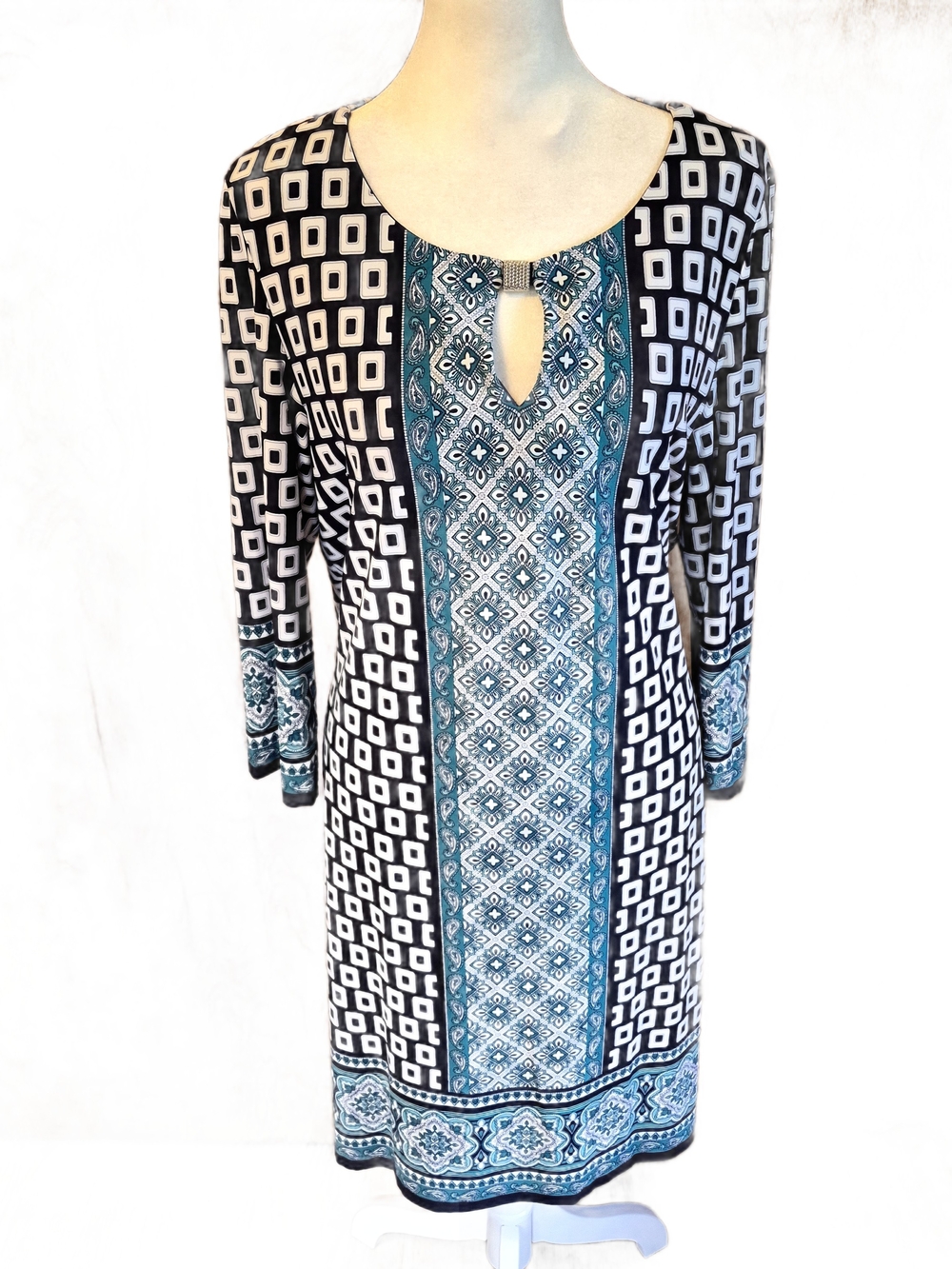 Long-Sleeve Black and Blue Geometric Keyhole Dress